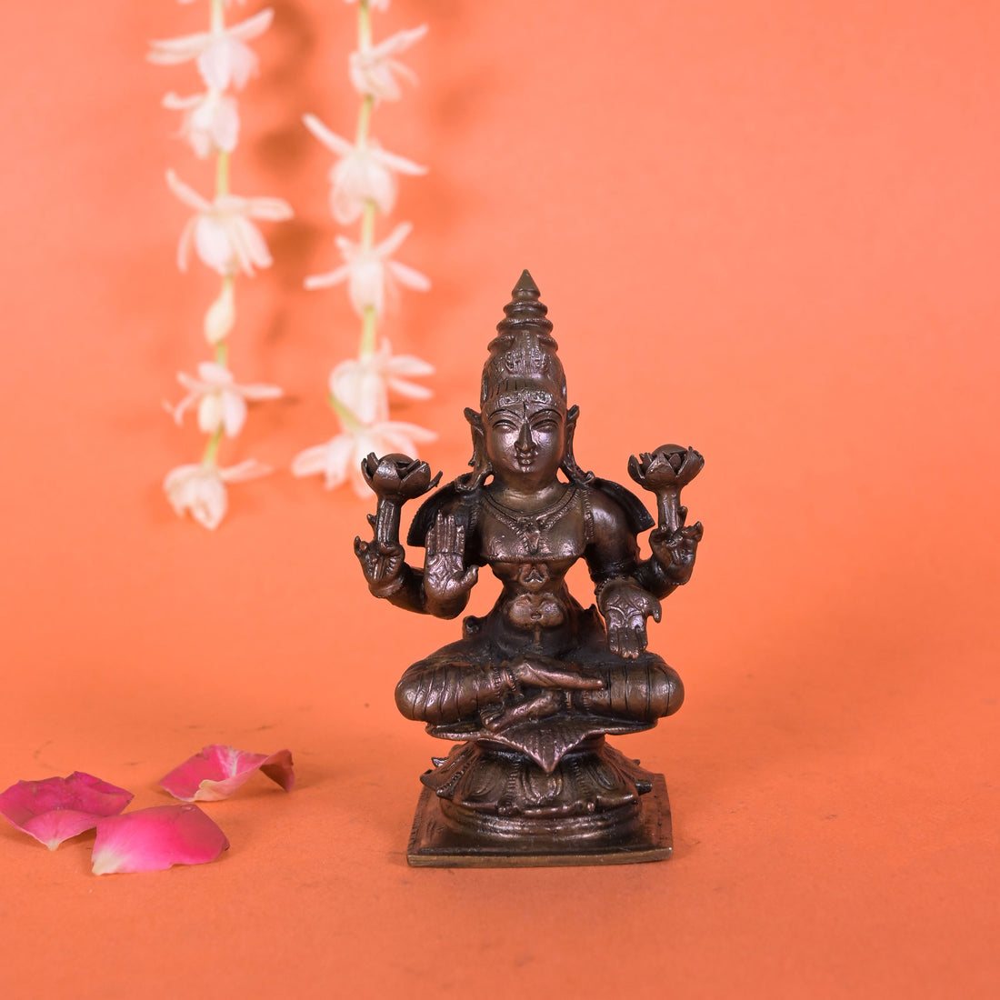 Sri Lakshmi Statue(4.33")