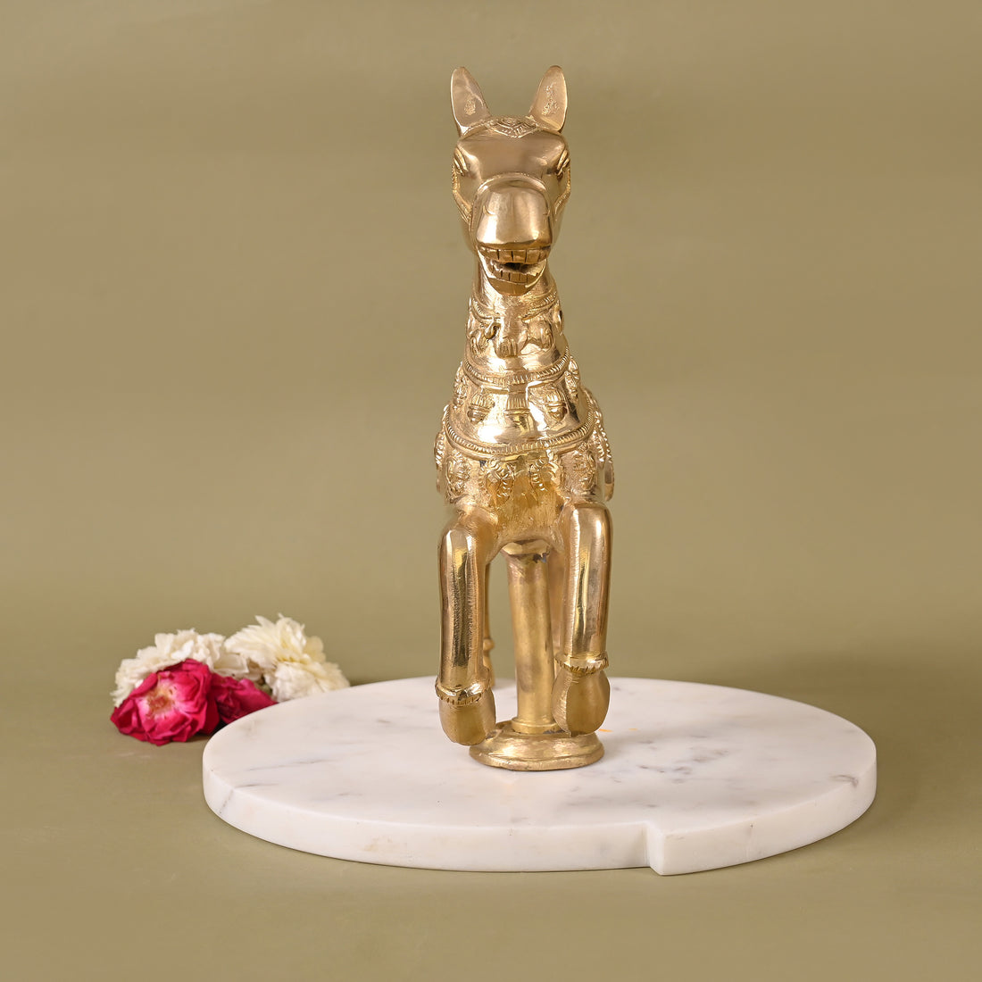 Brass Uplifted Legs Horse Tableware Showpiece