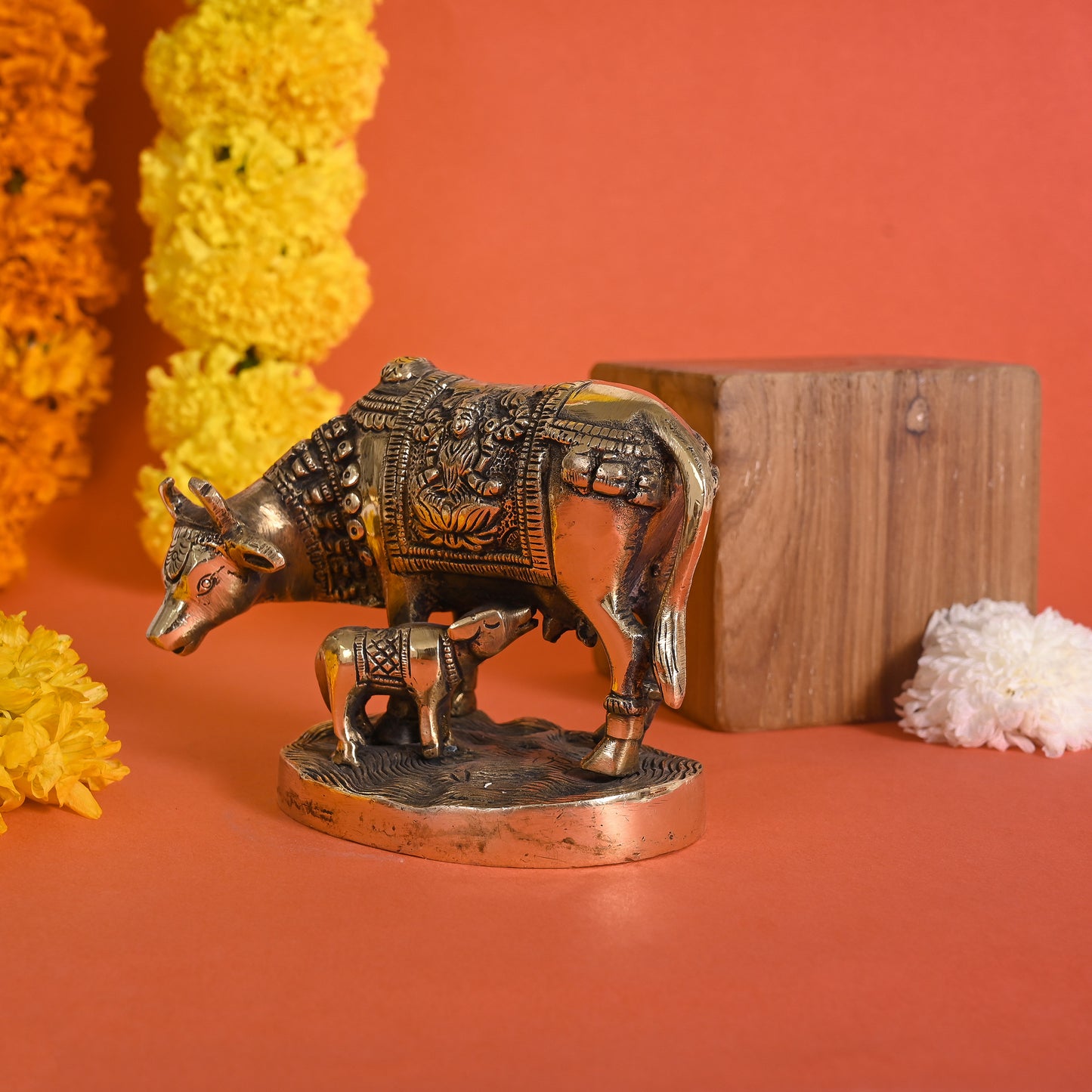 Kamdhenu Cow Brass Idol (4")