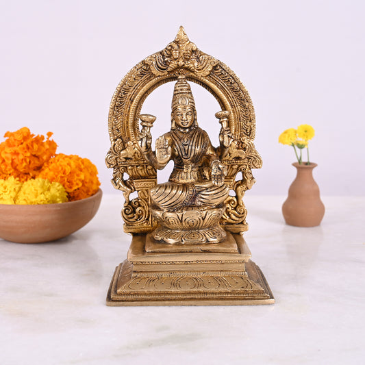 Large Brass Lakshmi Idols Online (9.5")