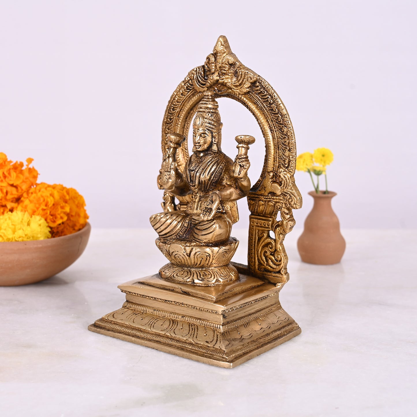 Large Brass Lakshmi Idols Online (9.5")